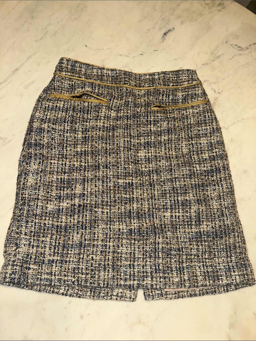 Ann Taylor Blue and Cream Tweed Pencil Skirt with Gold Trim size 0